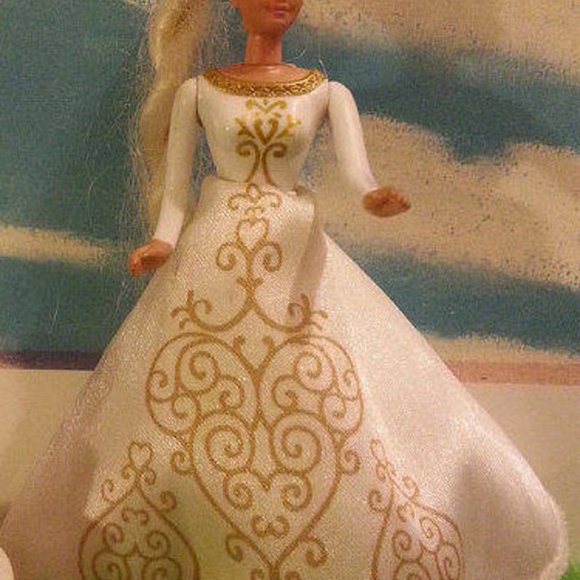 1996 Wedding Rapunzel Barbie McDonald's Toy Sealed - Picture 5 of 5